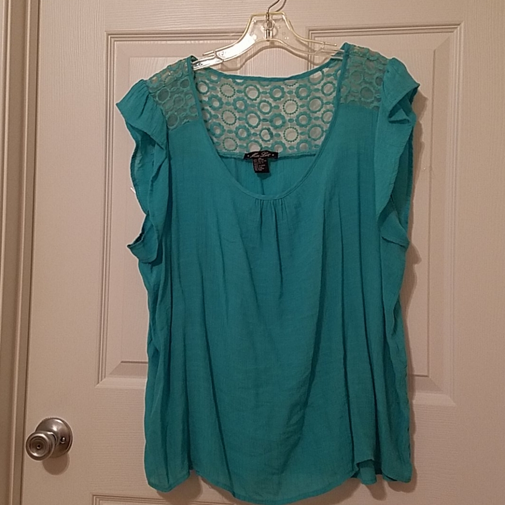 Blouse - Picture 1 of 3
